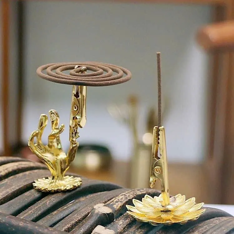 Incense Holder for Coil &amp; Cloud Incense – Buddha Hand &amp; Chrysanthemum Clip (6 cm)